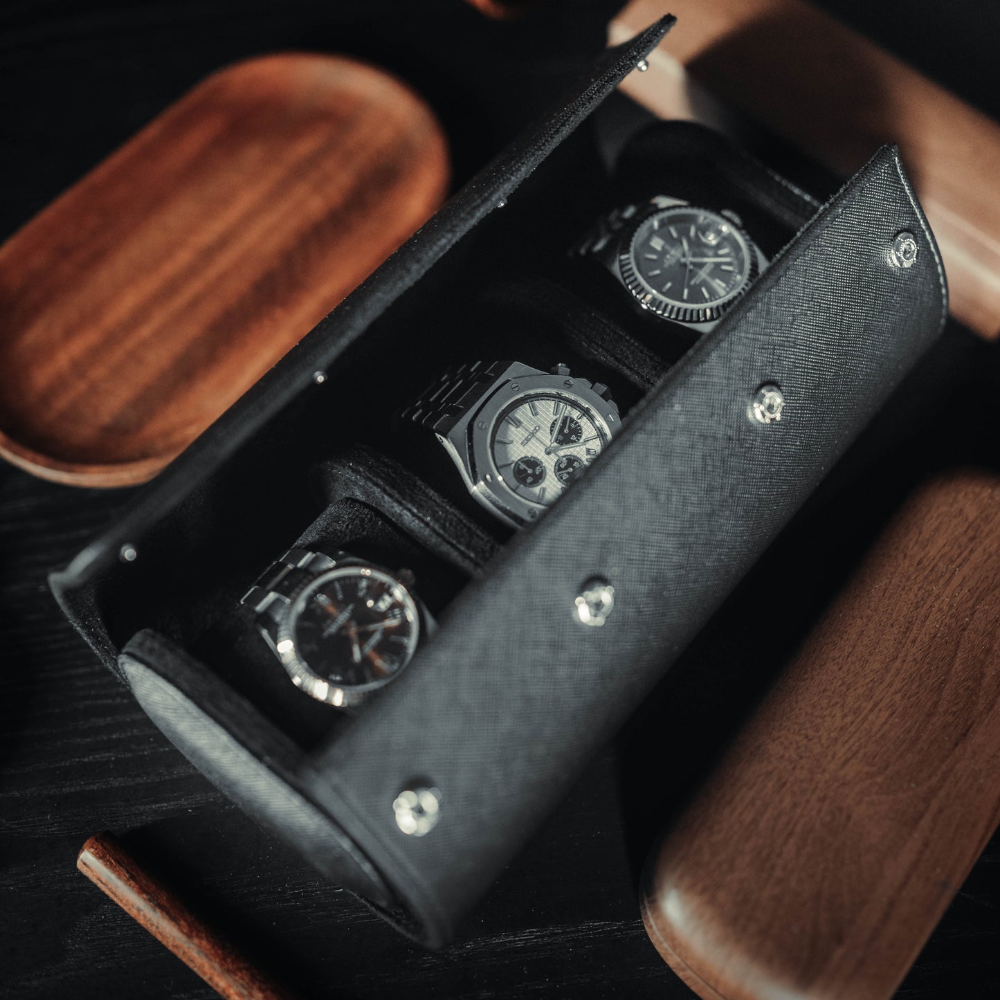 š Travel case (100% off)